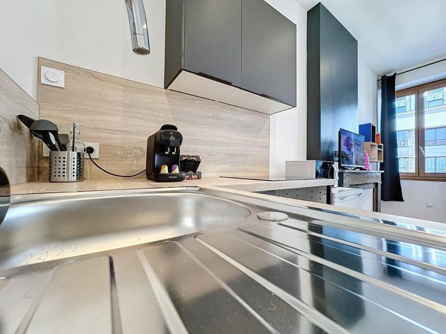 My Home Lafayette 4 Лион Экстерьер фото